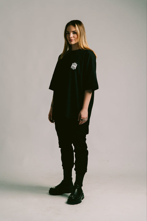 T-Shirt front logo